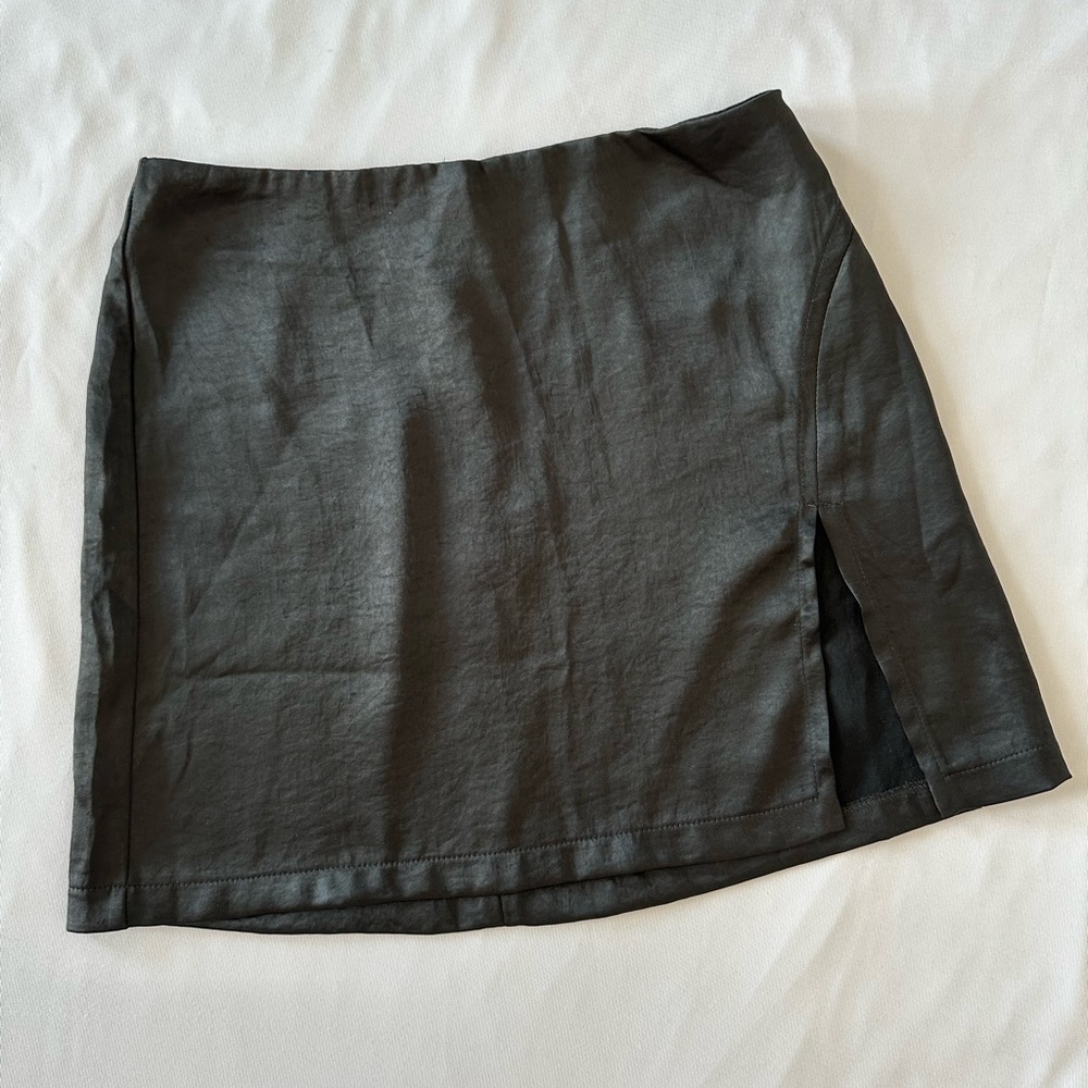 Forever 21 satin mini skirt